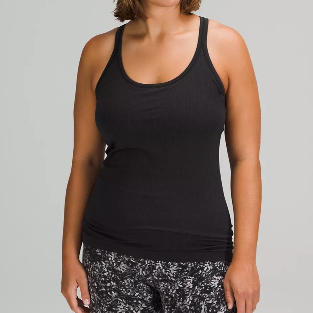 Lululemon Ebb to Street Shelf Bra Tank Top 
Light Support size 10